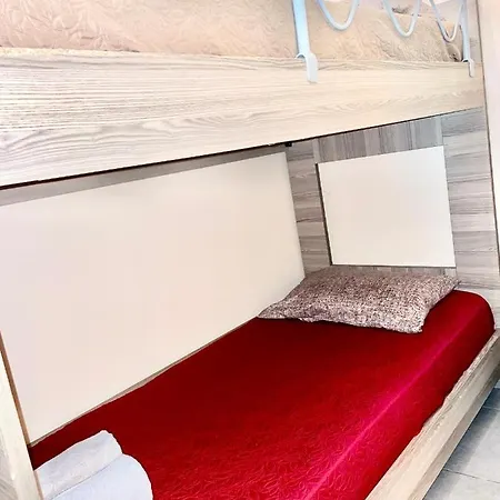 Apartment Rei Skiathos Town