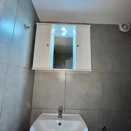 Apartment Rei *
